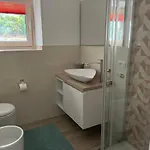 Lido 3 Pool, 30m From The Lake, Pet Friendly Apartament Colico