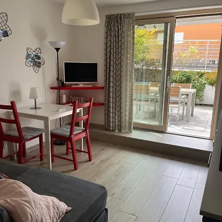 Lido 3 Pool, 30m From The Lake, Pet Friendly *