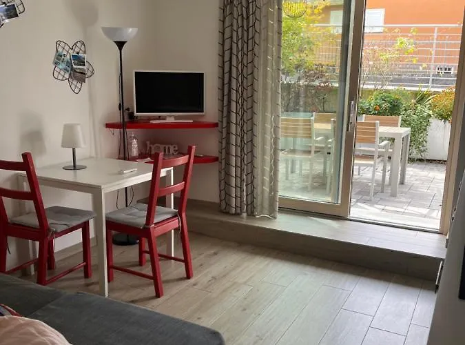 Lido 3 Pool, 30m From The Lake, Pet Friendly *